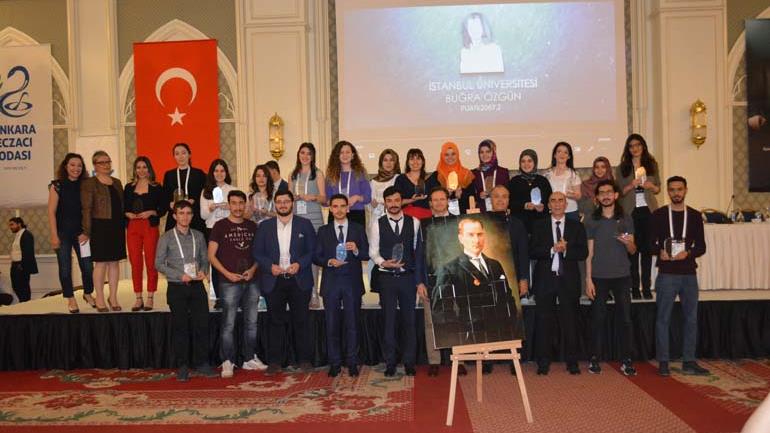IU-Faculty-of-Pharmacy-student-Buğra-Özgün’s-great-success
