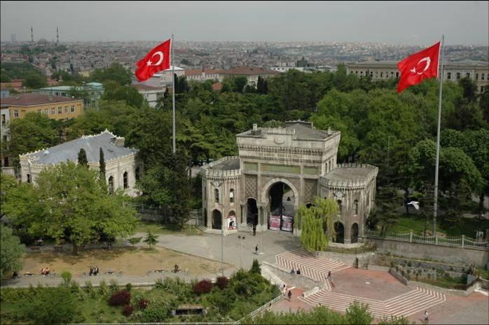 istanbul universitesi ana kapisi turkiye nin kapilari na konu oldu