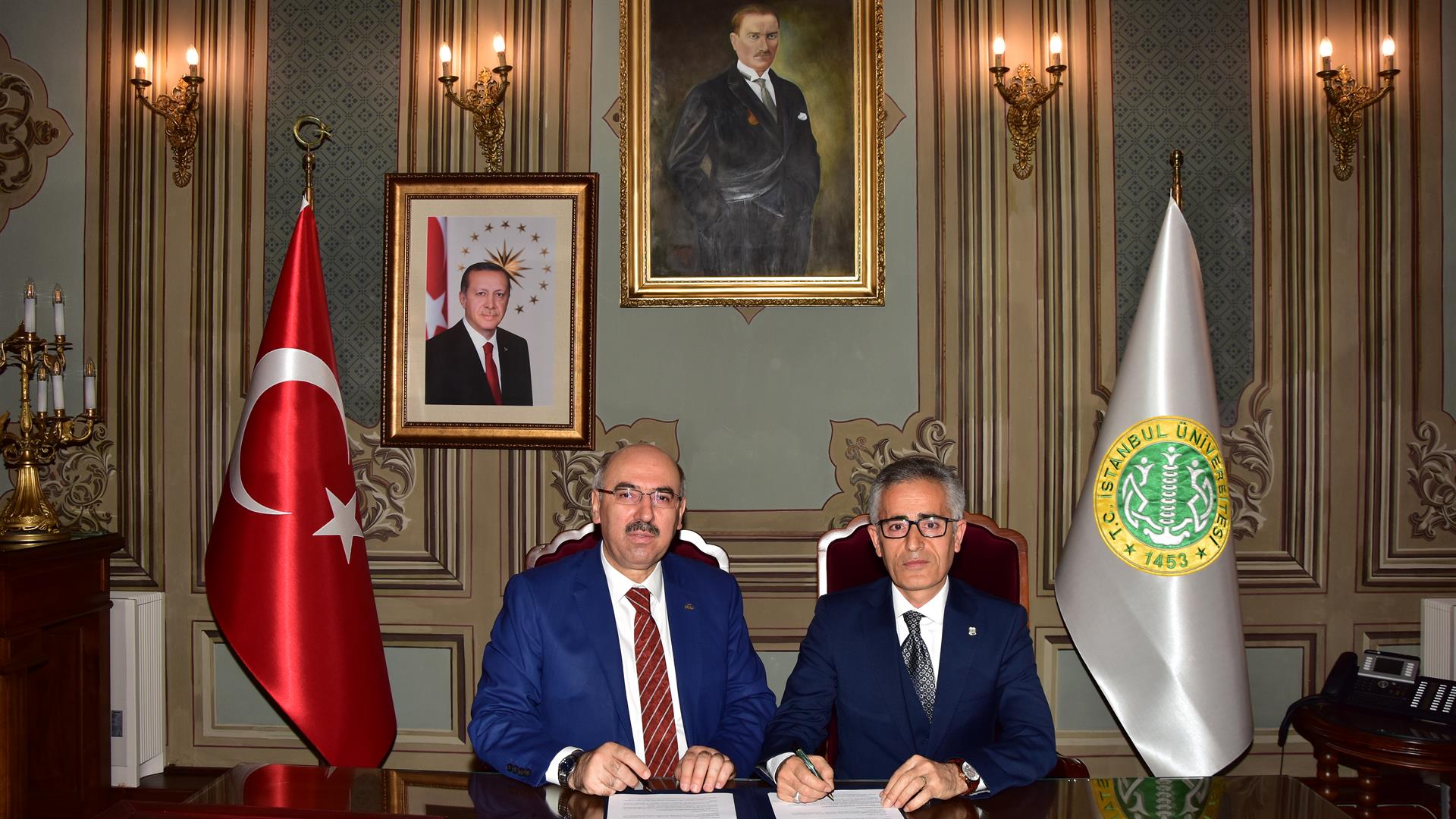 İstanbul-Üniversitesi-ve-Vefa-Lisesi-Arasında-“Sosyal-ve-Bilimsel-İşbirliği-Protokolü”-İmzalandı